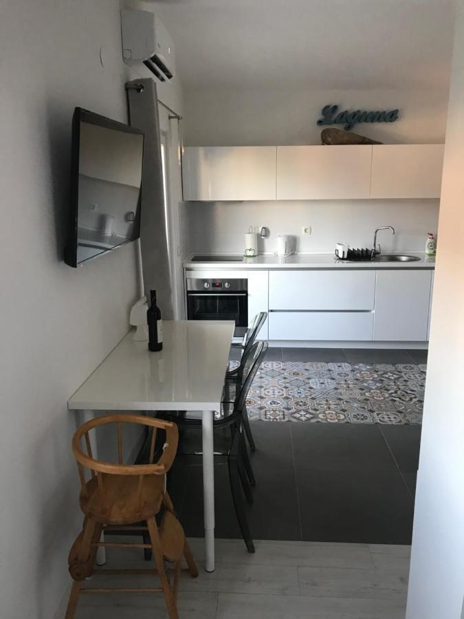 Apartment Laguna Vinišće Exteriör bild